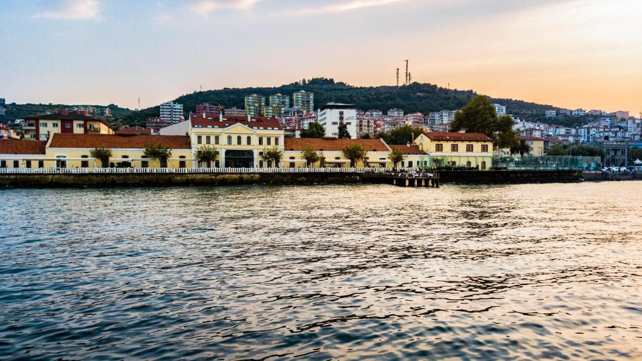 Montania Special Class Hotel Мудания Екстериор снимка