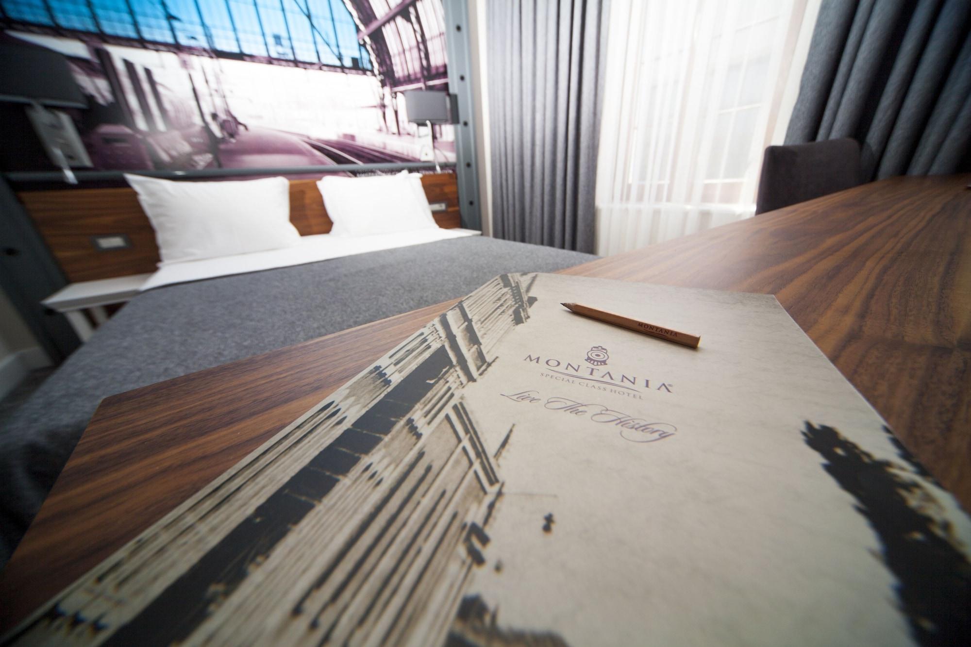 Montania Special Class Hotel Мудания Екстериор снимка