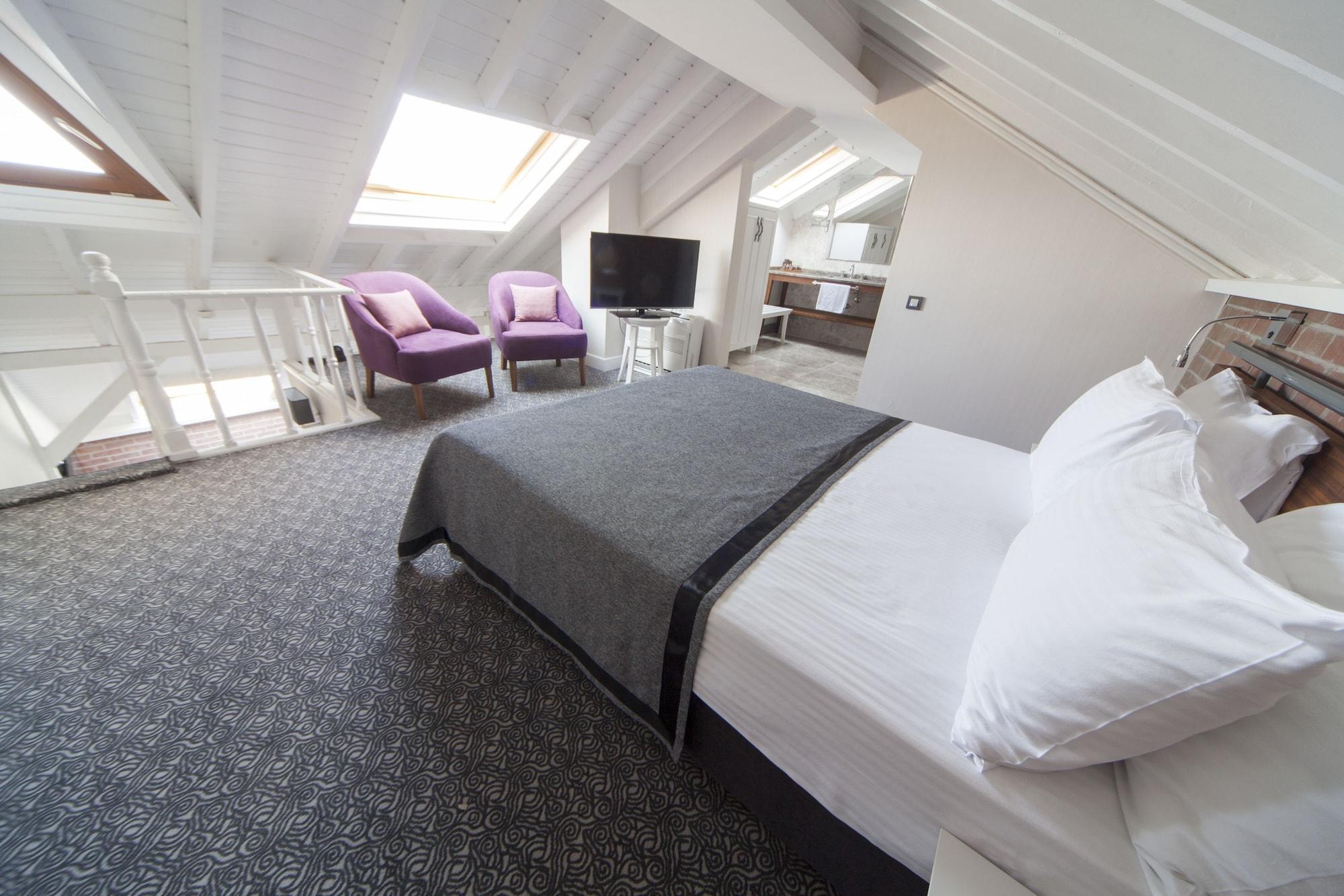 Montania Special Class Hotel Мудания Екстериор снимка