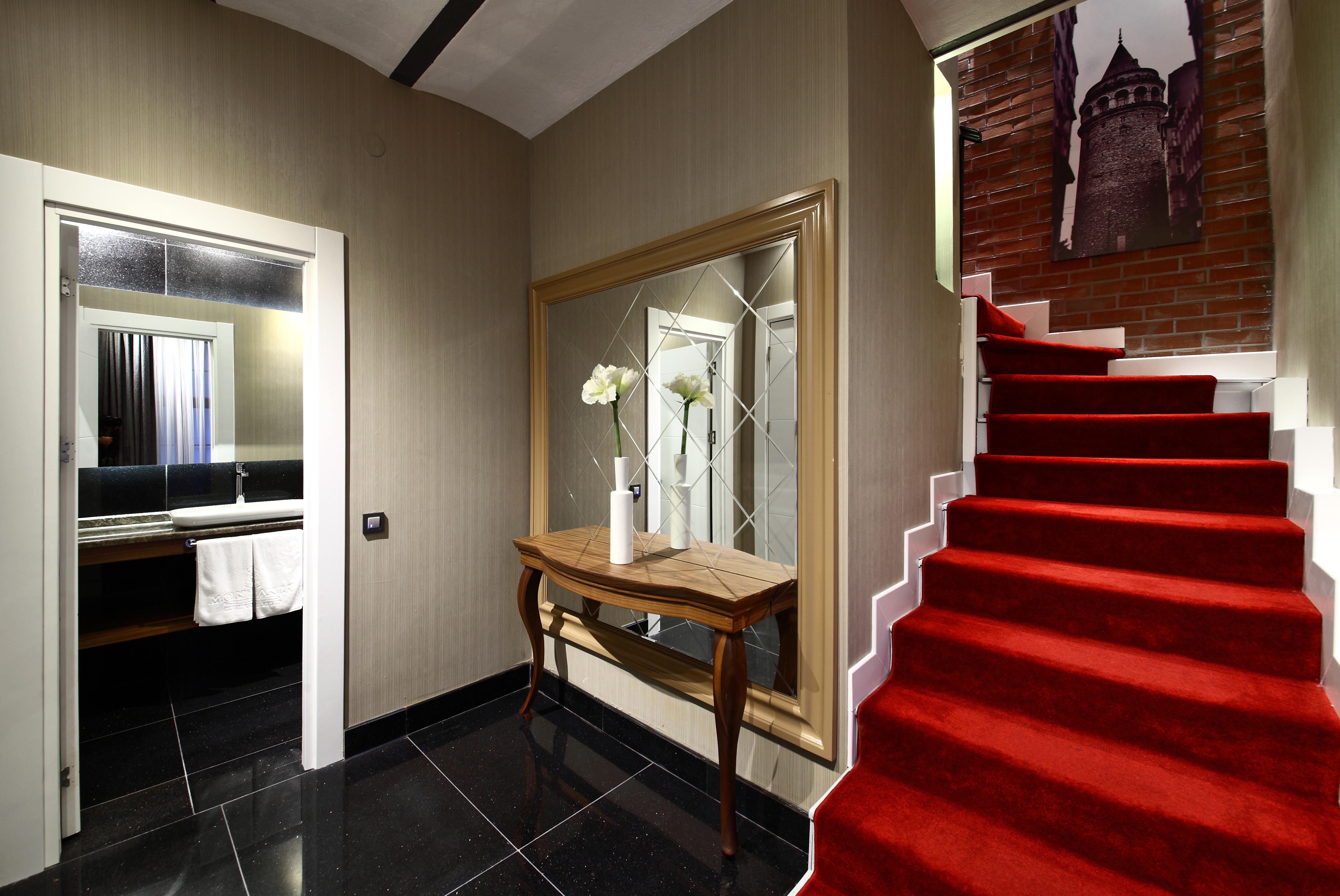 Montania Special Class Hotel Мудания Екстериор снимка