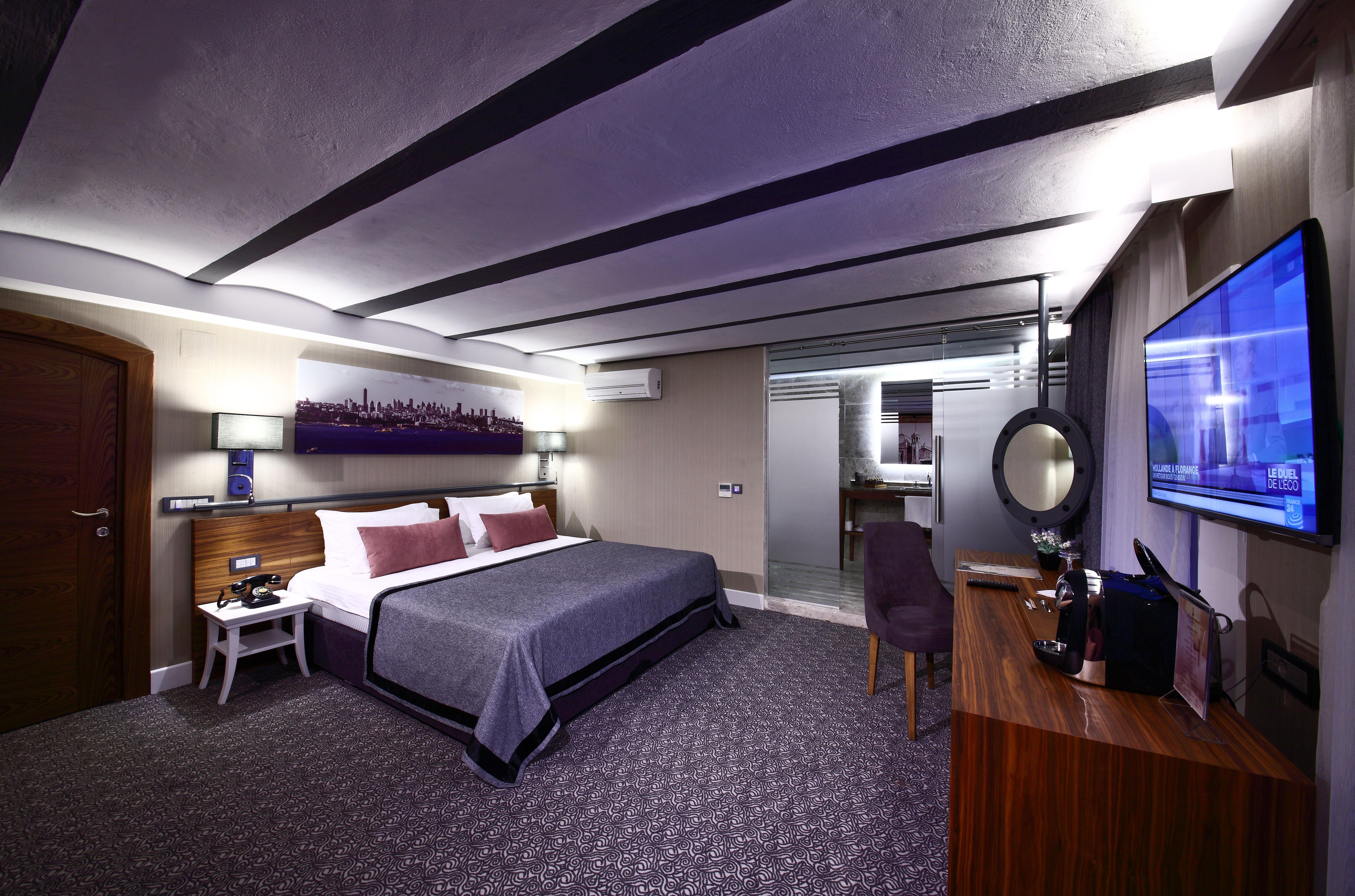 Montania Special Class Hotel Мудания Екстериор снимка