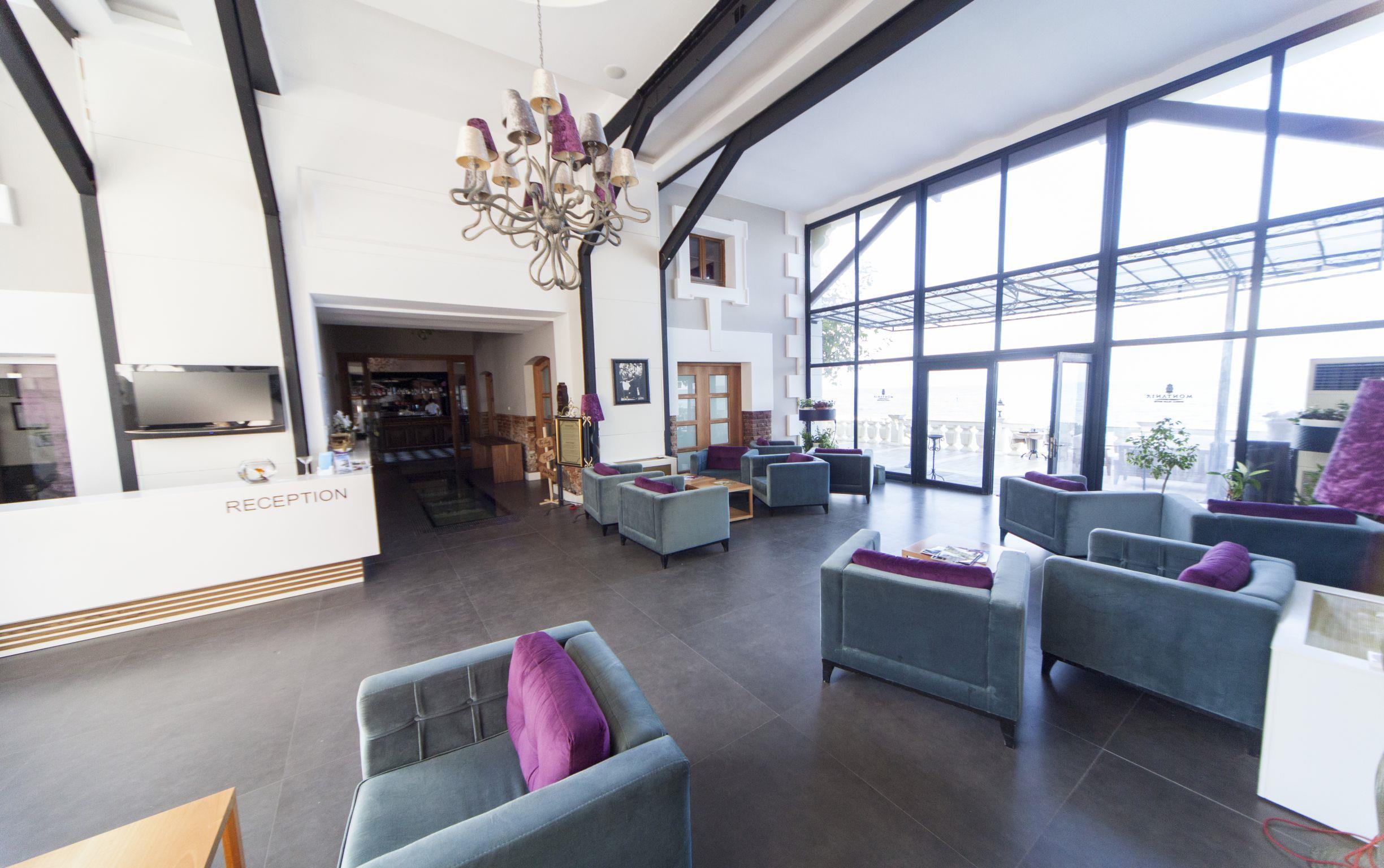 Montania Special Class Hotel Мудания Екстериор снимка