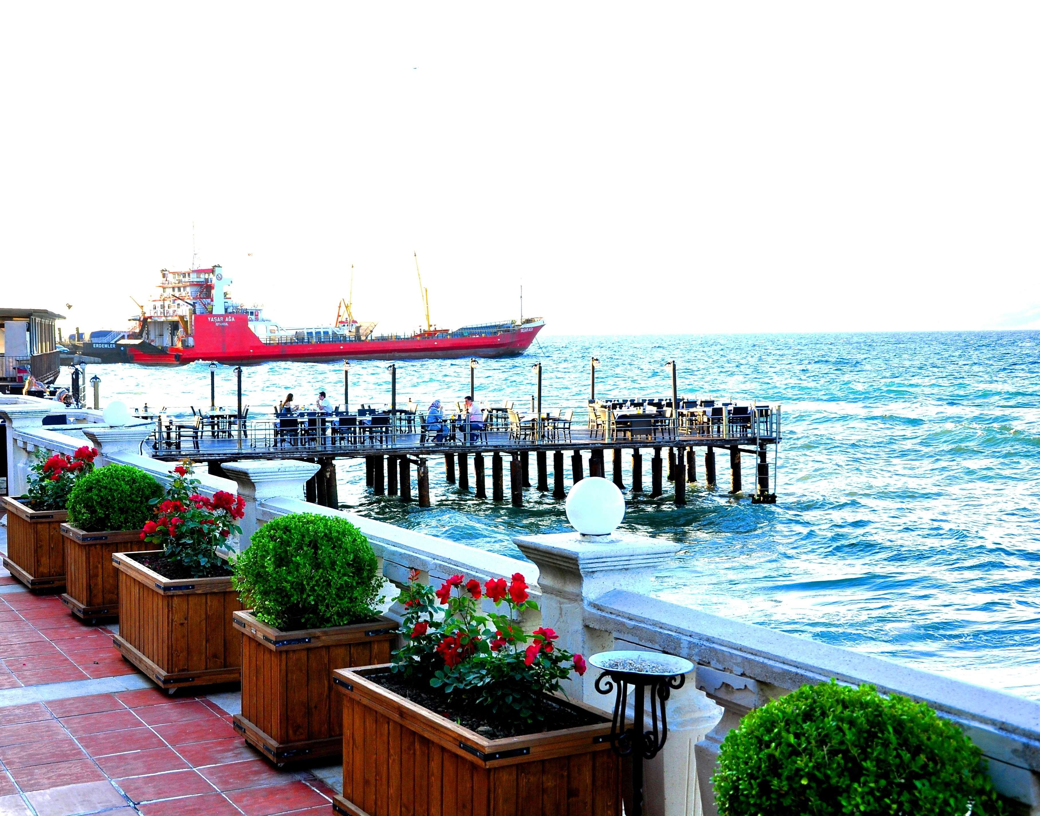Montania Special Class Hotel Мудания Екстериор снимка