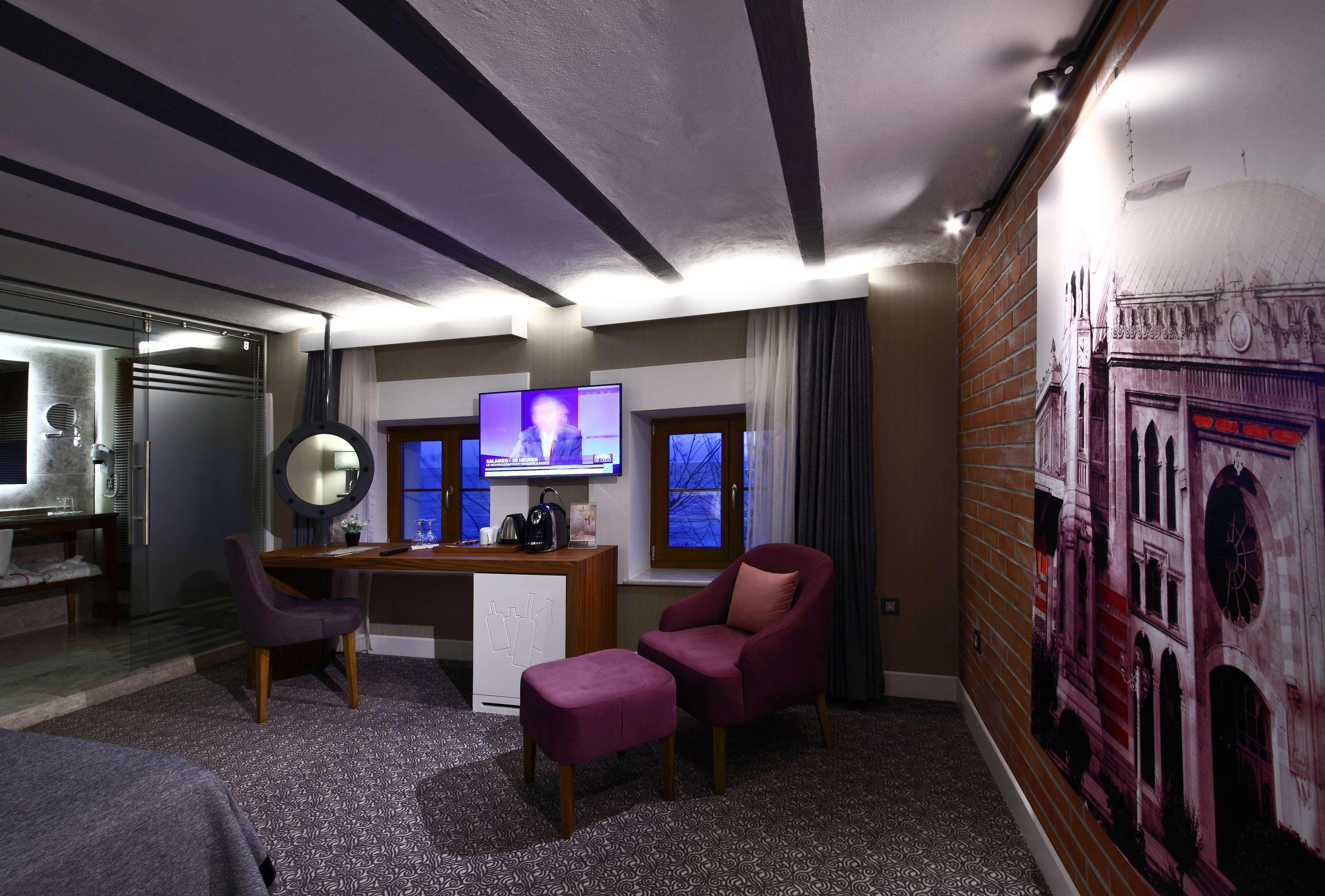 Montania Special Class Hotel Мудания Екстериор снимка