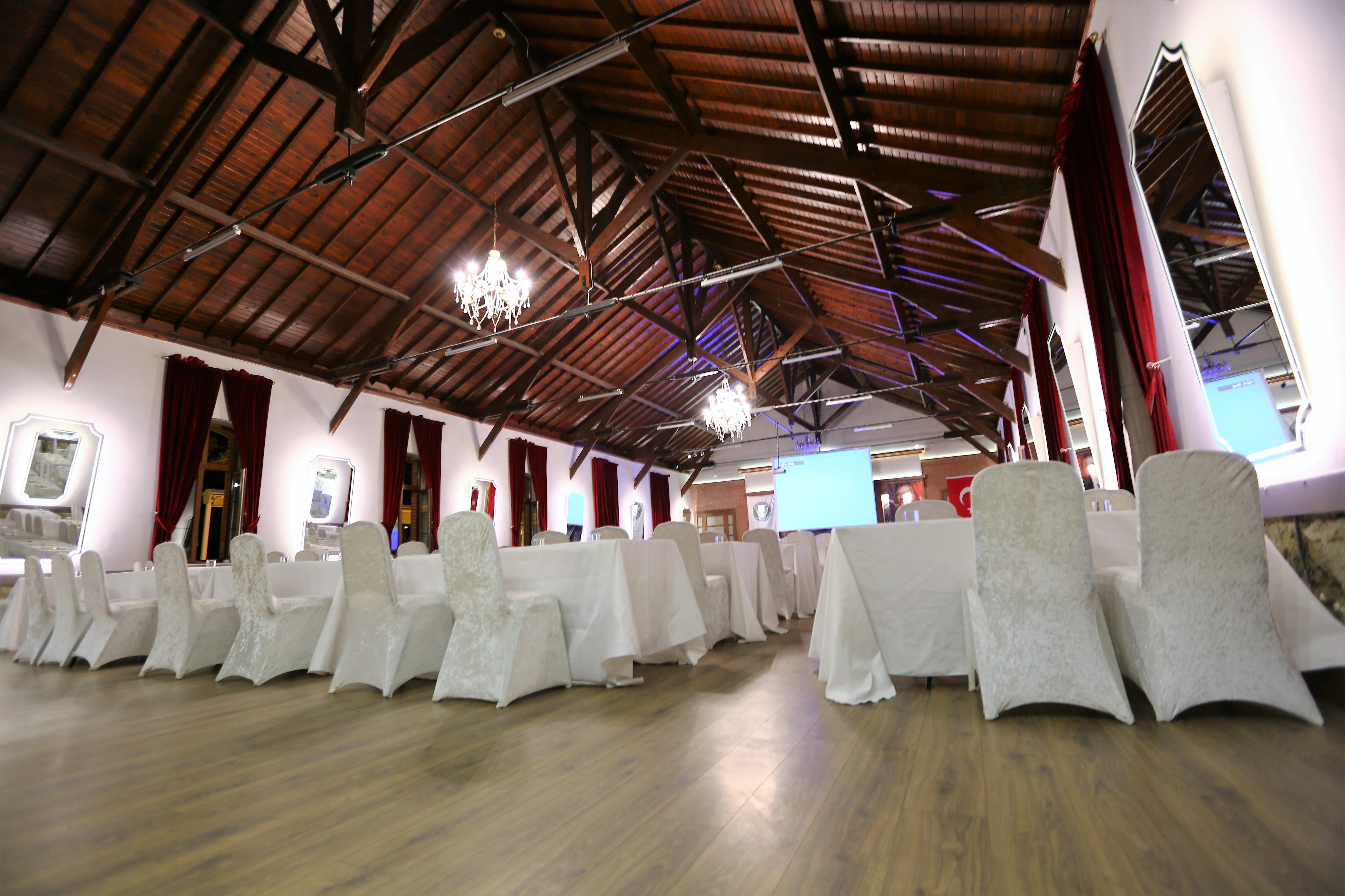Montania Special Class Hotel Мудания Екстериор снимка