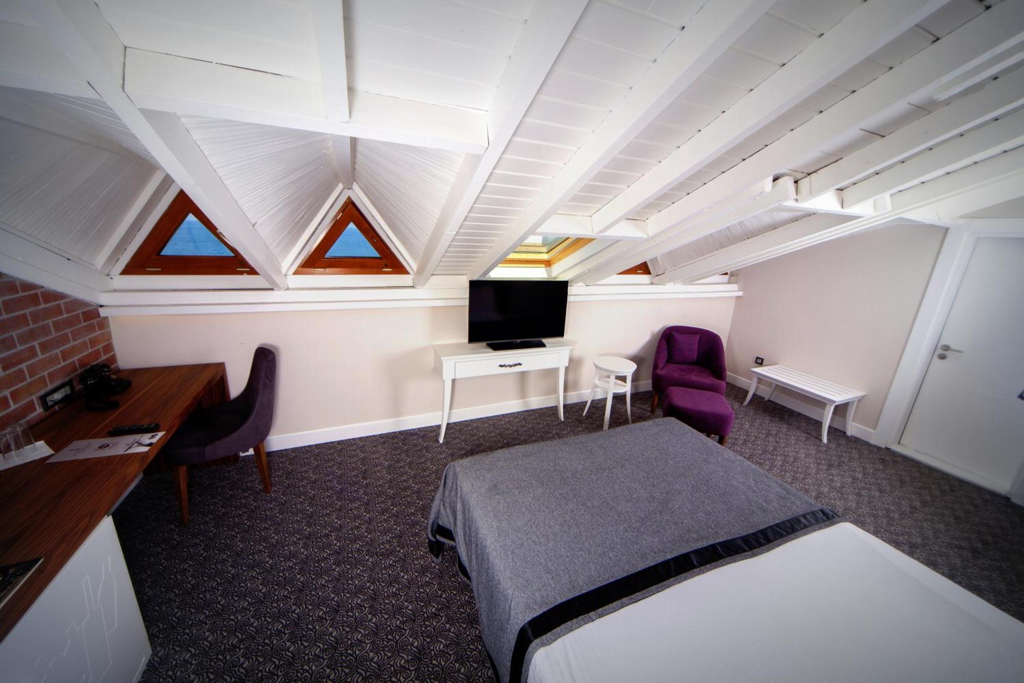 Montania Special Class Hotel Мудания Стая снимка